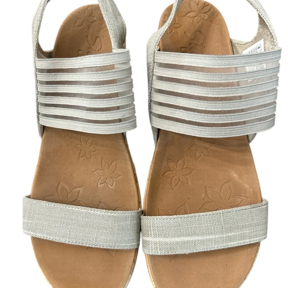 Skechers Taupe Greige Color‎ Wedge Sandals with Elastic Straps Comfy Size 8